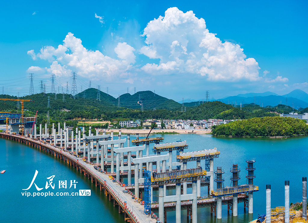 浙江寧海：楊梅嶺水庫大橋建設正酣【6】