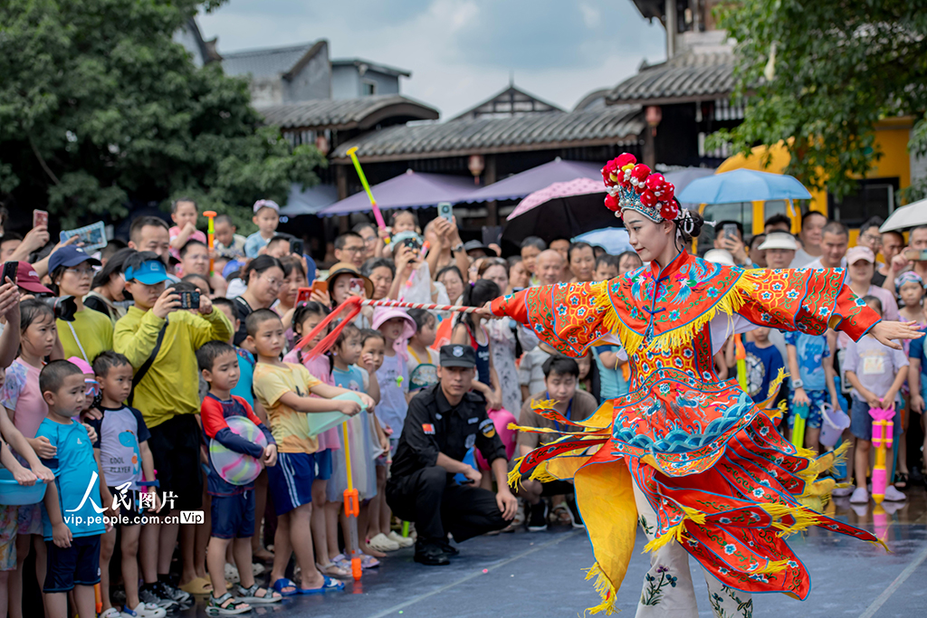 四川成都:洛帶古鎮第25屆客家水龍季啟幕【7】