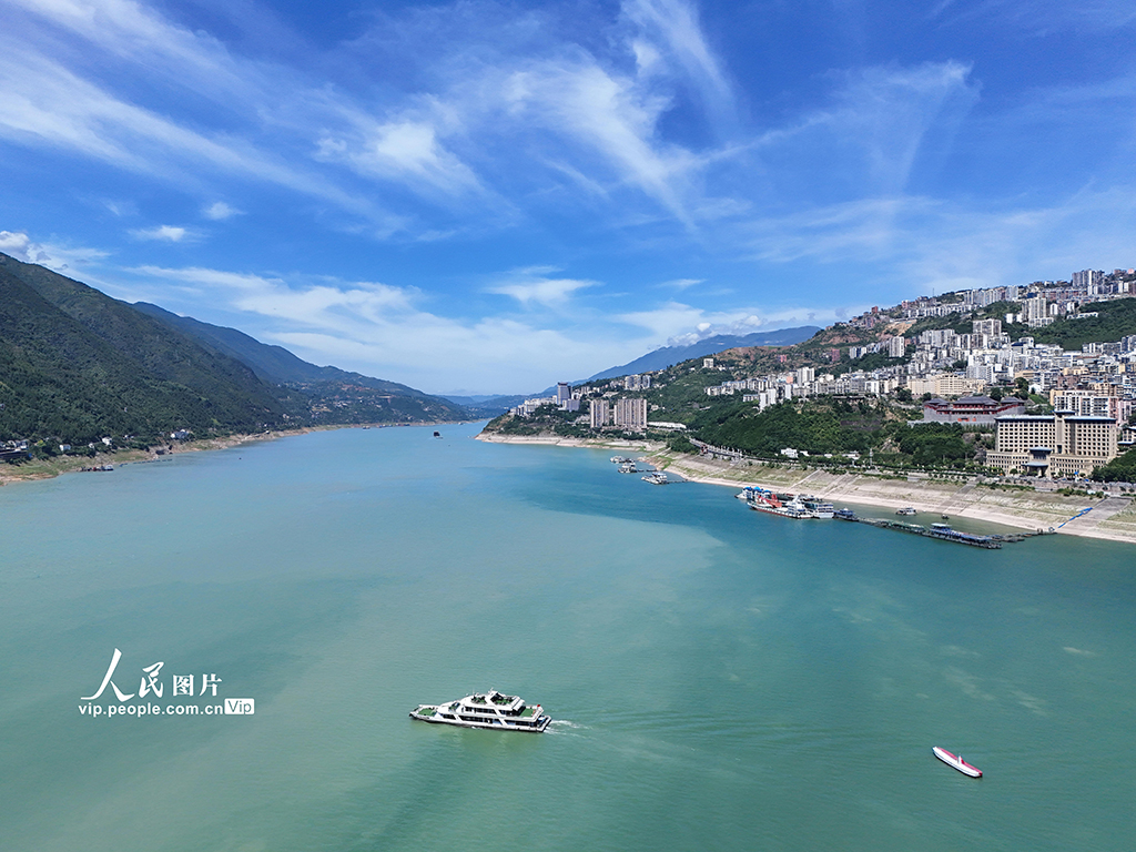 重慶:長江巫峽段現“涇渭分明”鴛鴦景觀【4】