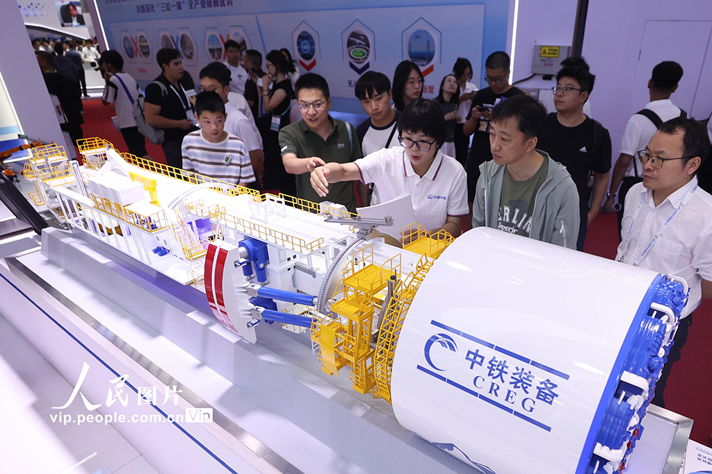 第十七屆中國國際現代化鐵路技術裝備展覽會開幕【5】