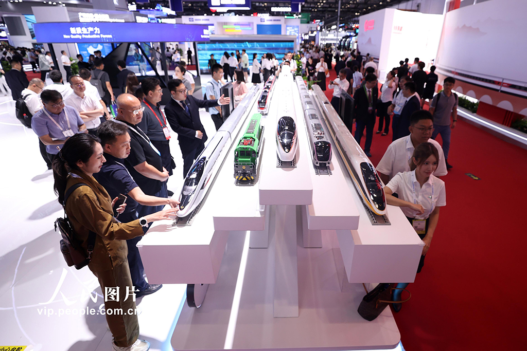 第十七屆中國國際現代化鐵路技術裝備展覽會開幕【3】