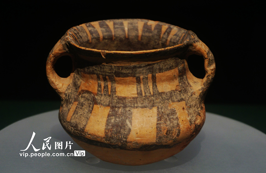 寧夏固原文物精品展亮相上?!?】