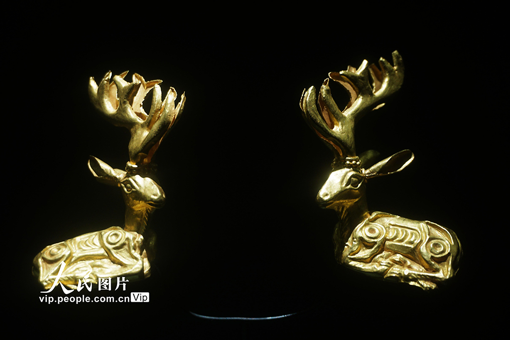 寧夏固原文物精品展亮相上?！?0】