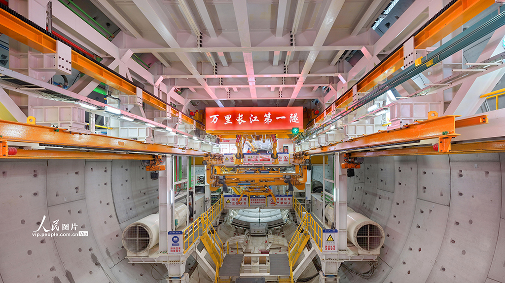 江蘇南通:海太長江隧道“江海號”盾構機掘進突破千米【5】