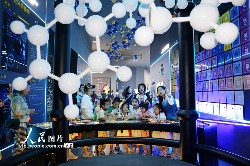 江蘇連云港:探秘石化科技館【6】