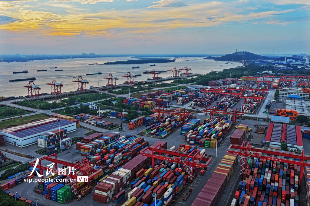 安徽蕪湖：智慧港口生產忙【5】