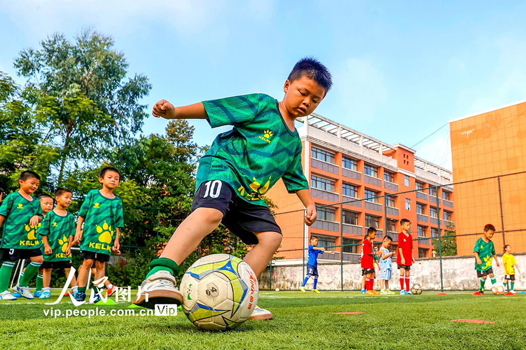 江西峽江:快樂足球 多彩暑假【3】