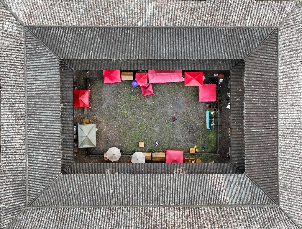 這是位于龍南市楊村鎮的燕翼圍（6月19日攝，無人機照片）。