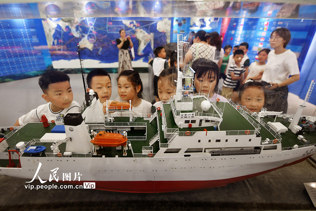 山東青島:大洋樣品館里感受科技魅力【2】