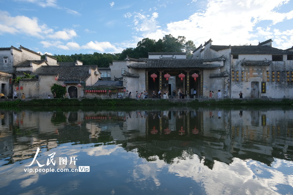 安徽黟縣：水墨宏村景色宜人【2】