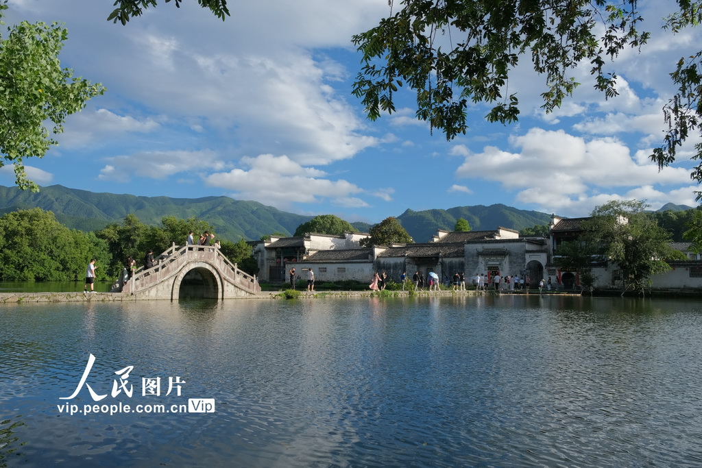 安徽黟縣：水墨宏村景色宜人【4】