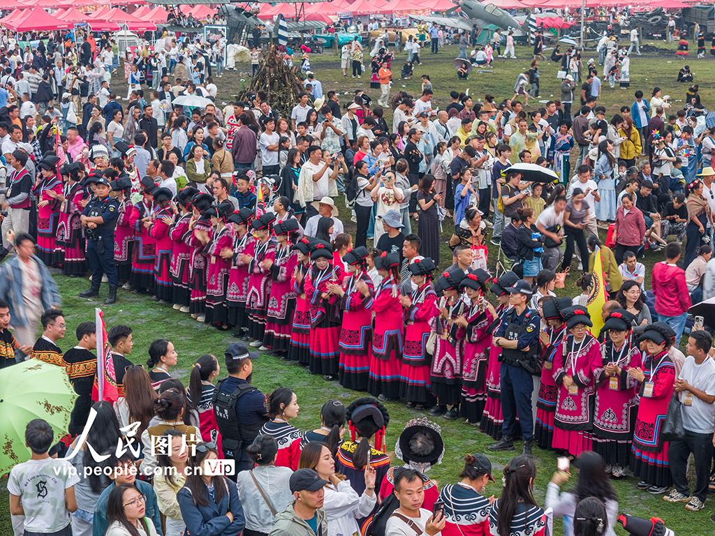 貴州畢節:彝族火把節浪漫啟幕【3】