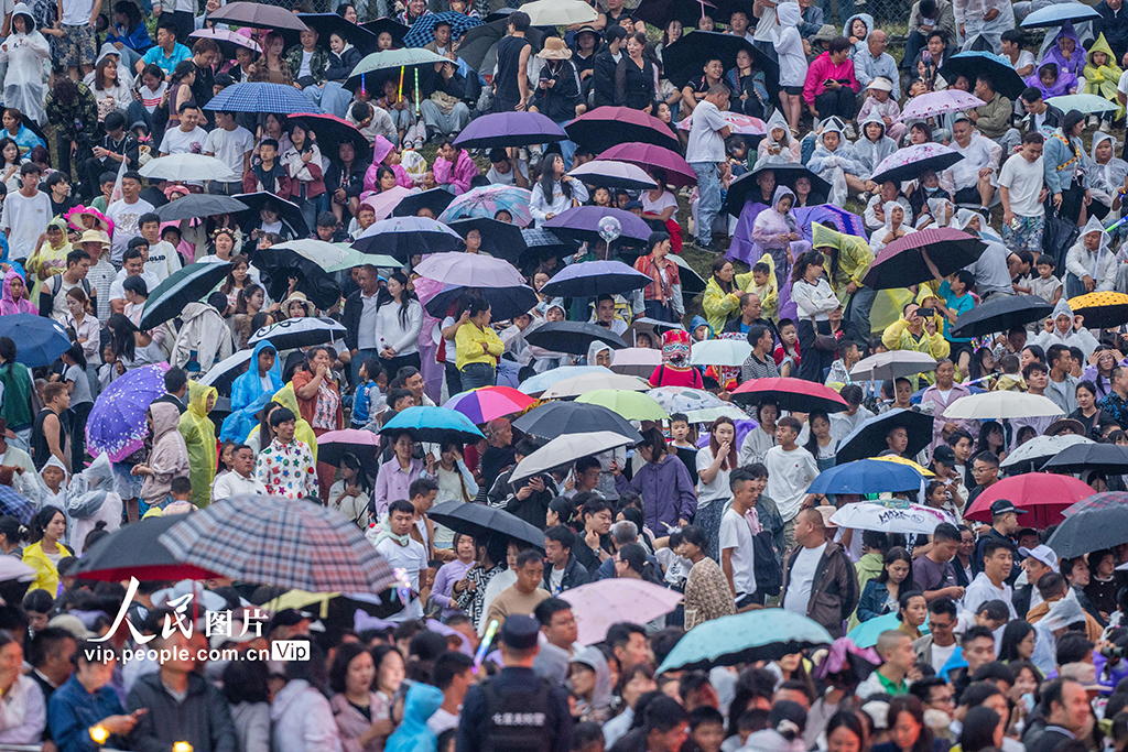 貴州畢節：彝族火把節浪漫啟幕【4】