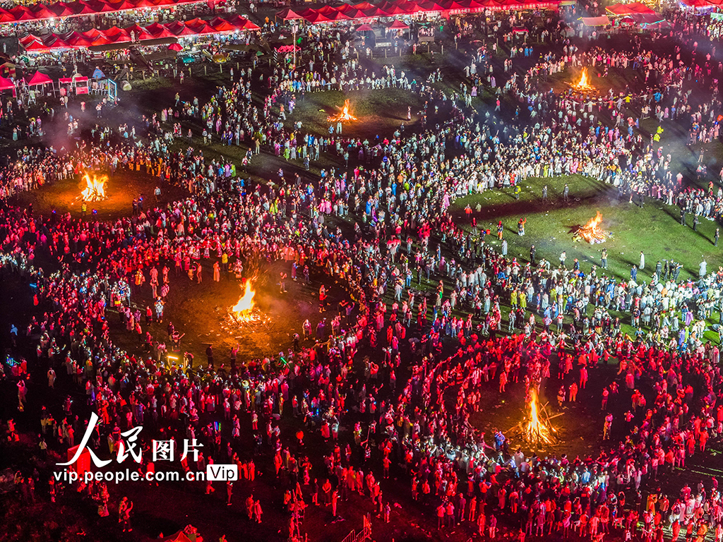 貴州畢節：彝族火把節浪漫啟幕【6】