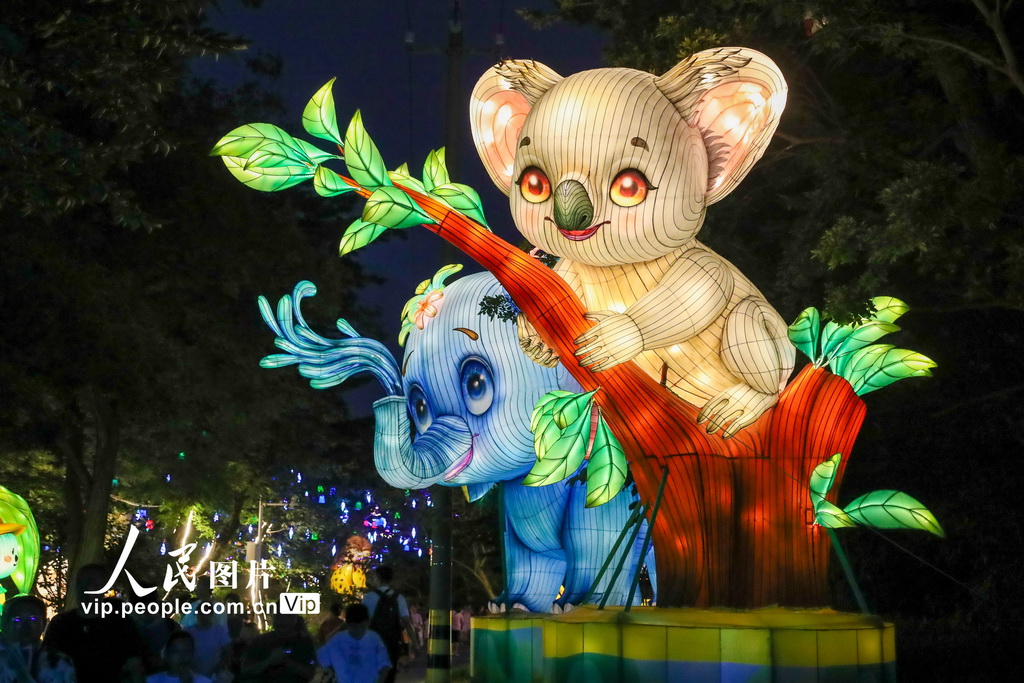 2025年“青島之夏”藝術燈會流光溢彩【3】