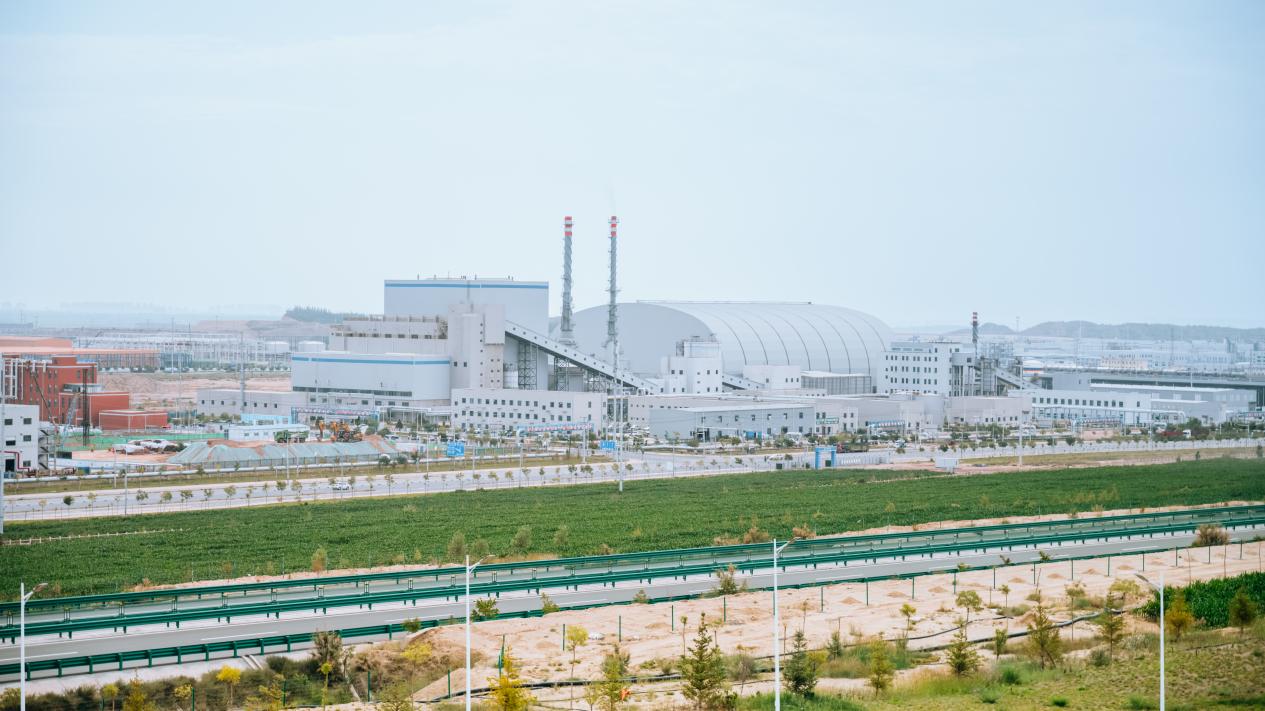 蘭州新區化工園區。邱活攝