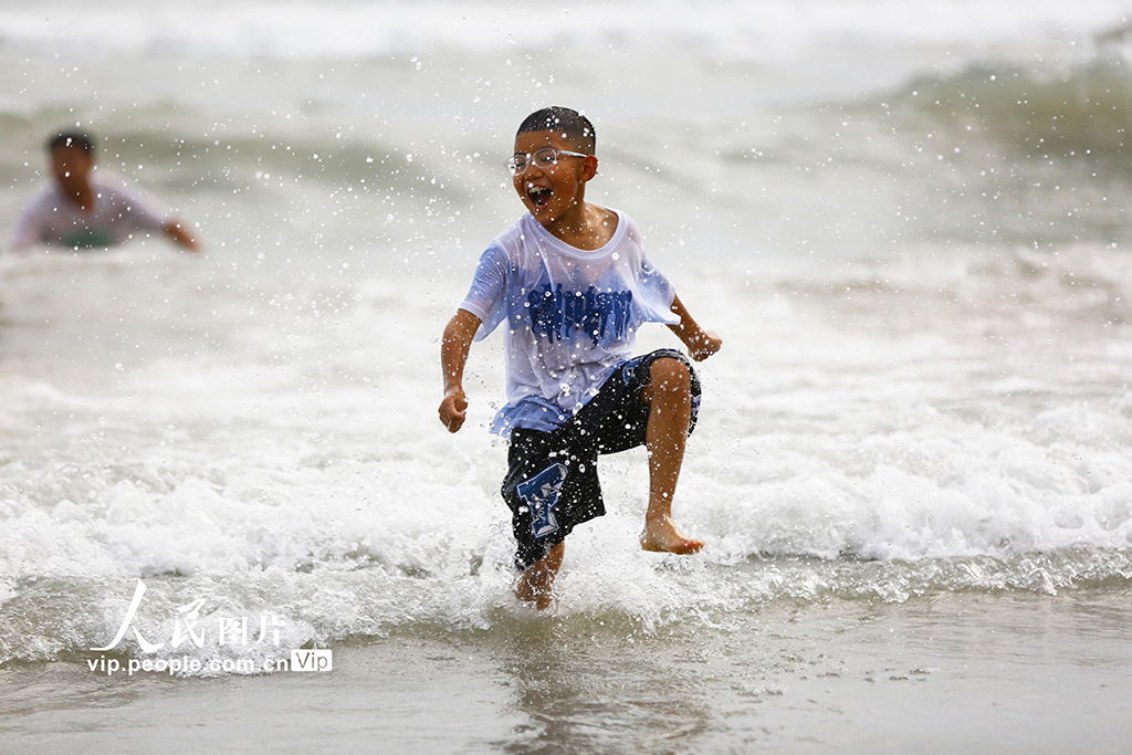 海南三亞:海邊戲水 樂享清涼【4】