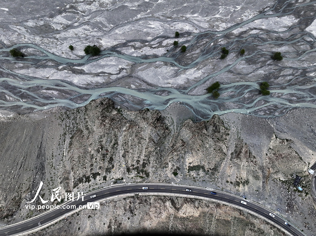 新疆:獨庫公路景色壯美【5】