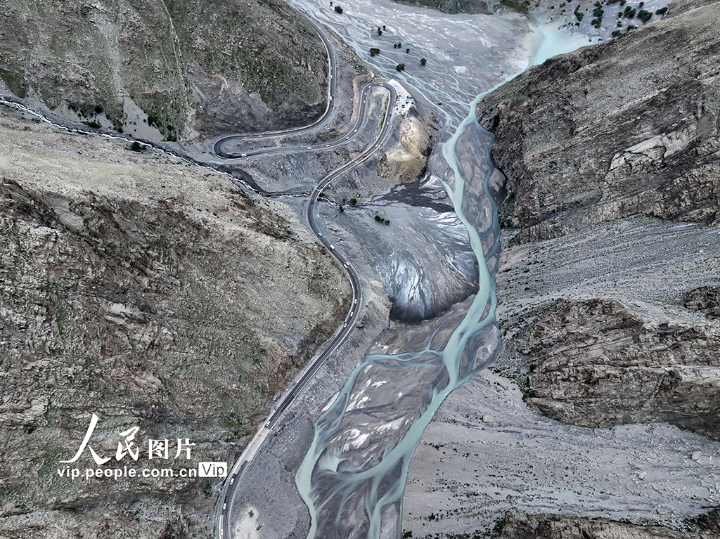 新疆:獨庫公路景色壯美【6】