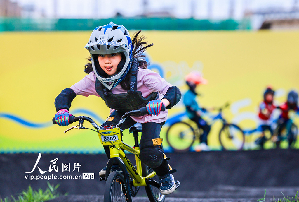 內蒙古呼和浩特:泵道騎行樂趣多【4】