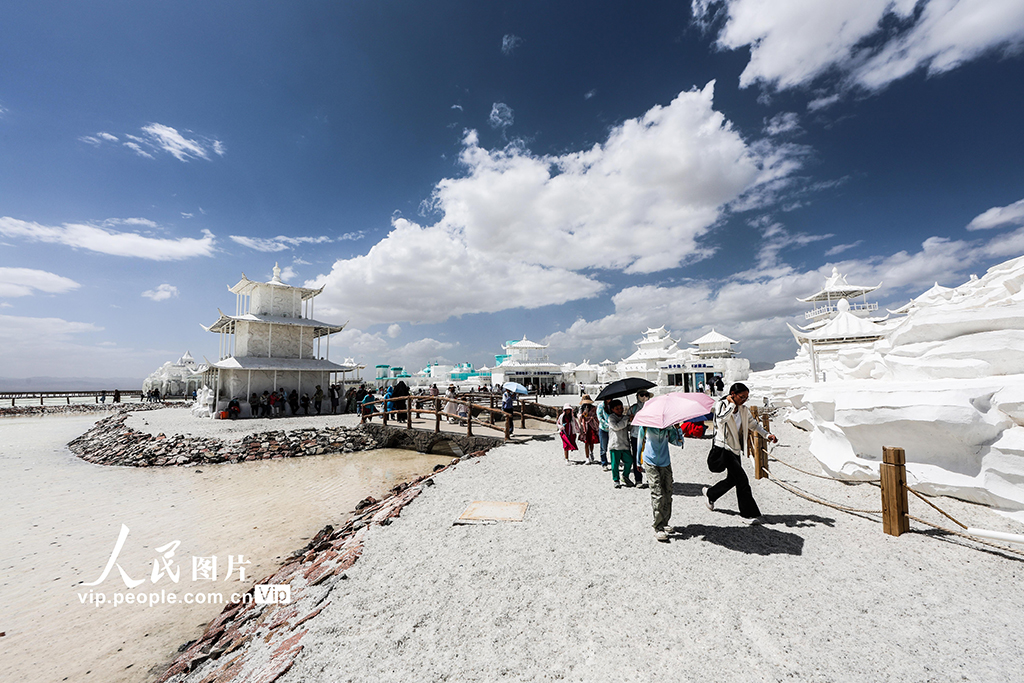 茶卡鹽湖風景迷人