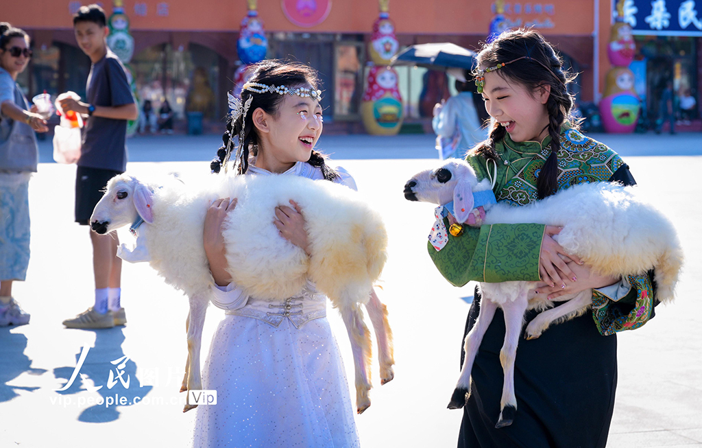 內蒙古呼和浩特：暑期文旅市場持續升溫