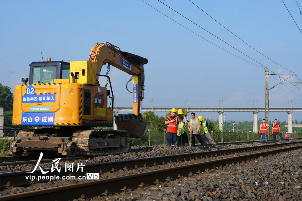 貴州貴陽:滬昆鐵路貴州段大修集中修施工全面啟動【4】