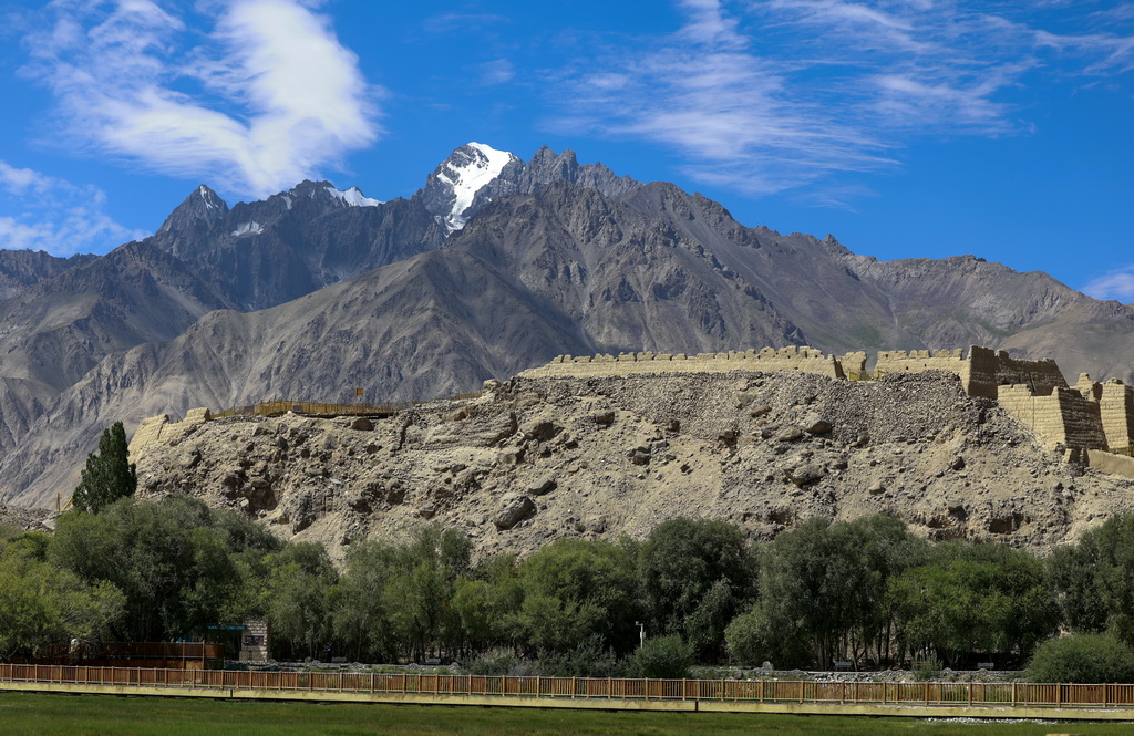 這是8月2日拍攝的新疆塔什庫爾干石頭城遺址。