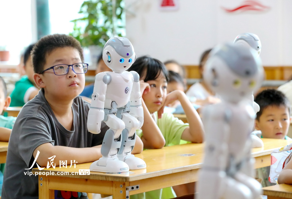 山東青島：大學生暑期送科普下鄉【2】