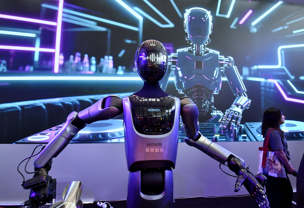 這是8月8日拍攝的2025世界機器人大會上展出的智能機器人。新華社記者 李欣 攝