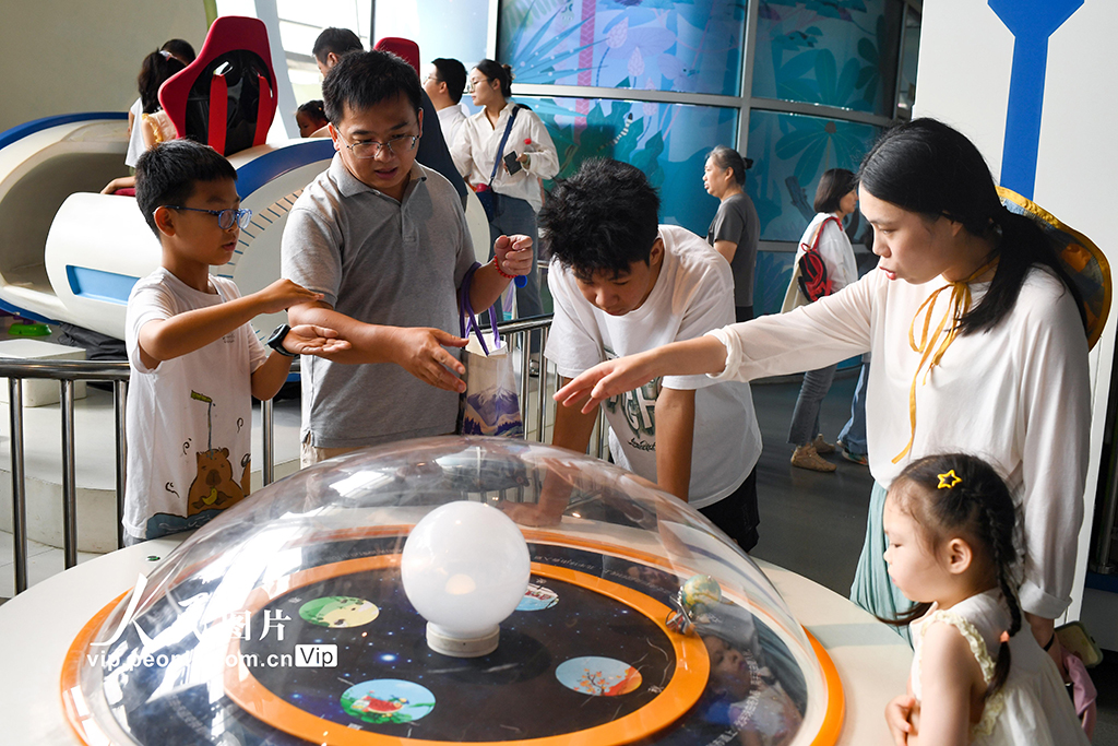 江蘇南京：科技館里樂享假期【3】