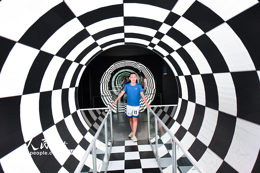 江蘇南京：科技館里樂享假期【5】