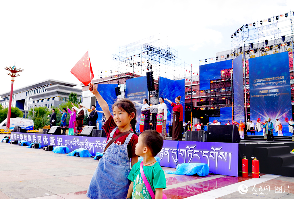 2025年藏族服飾文化藝術節盛大啟幕【8】