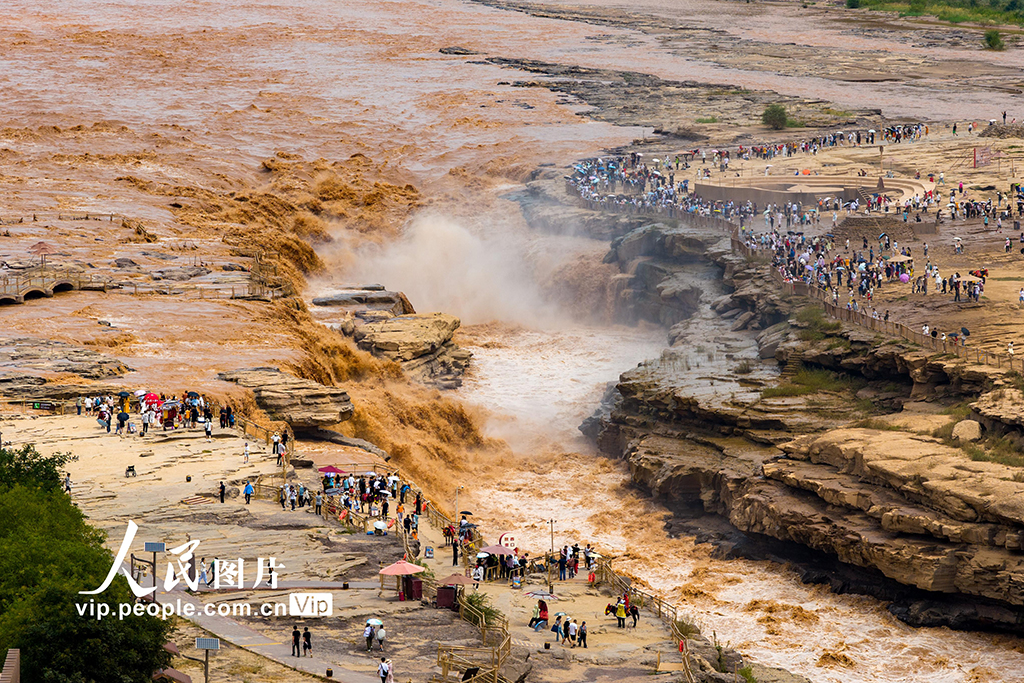 陜西延安:黃河壺口瀑布壯美景色引客來【3】