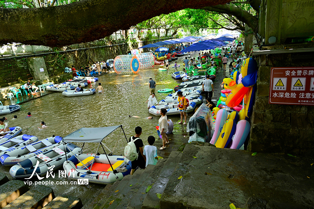 重慶：“涼”經濟受熱捧【3】