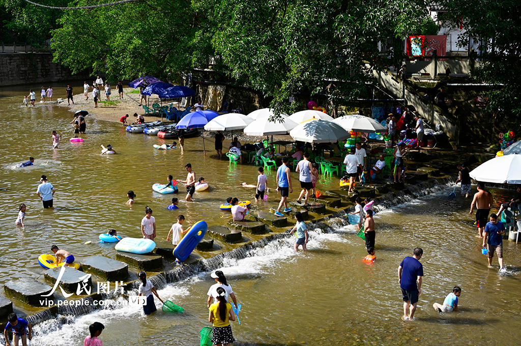 重慶：“涼”經濟受熱捧【7】
