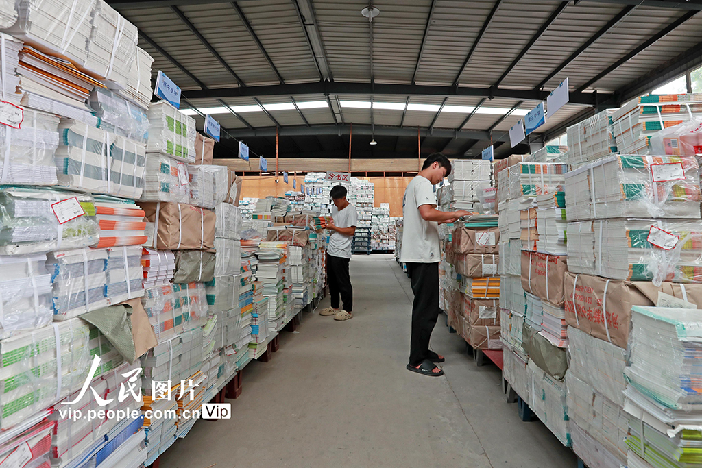 河北玉田：備教材 迎開學【4】