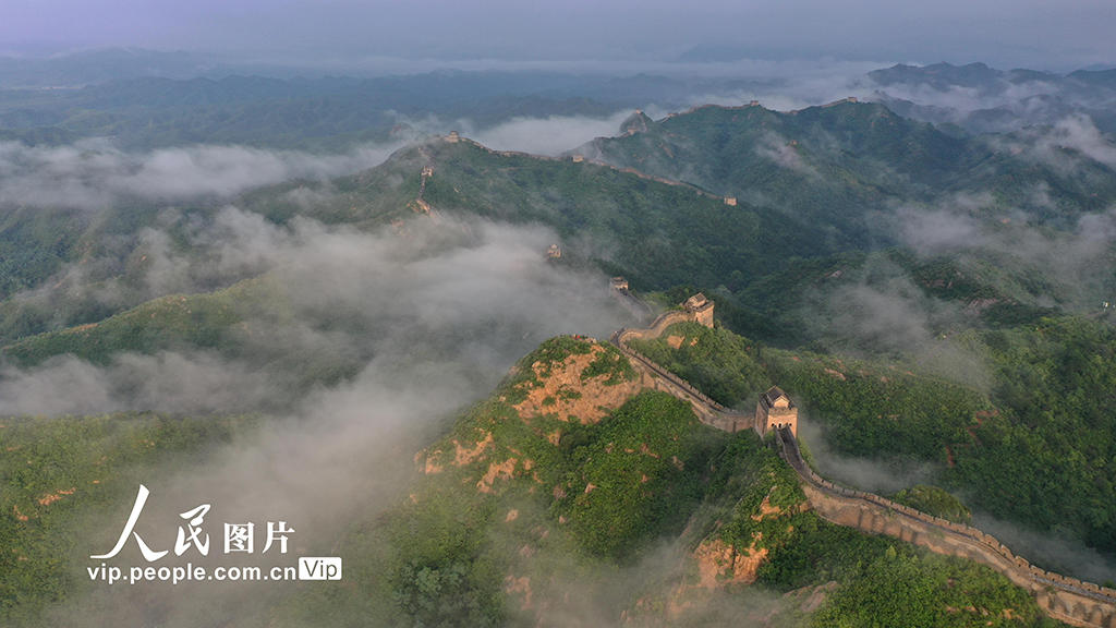 河北灤平：金山嶺長城現云海景觀【2】