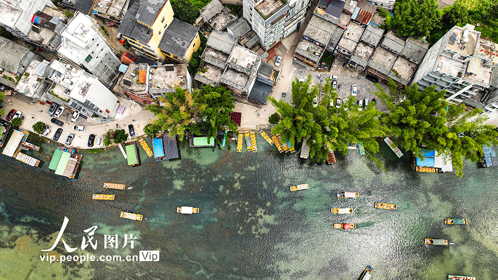 廣西靖西:山水美景引客來【4】