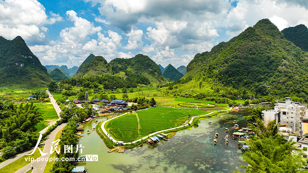 廣西靖西:山水美景引客來【6】