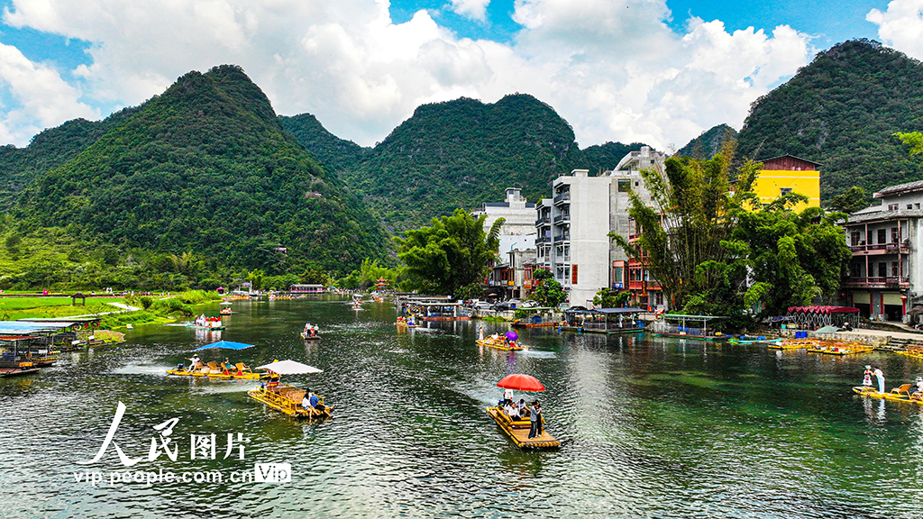 廣西靖西:山水美景引客來【8】