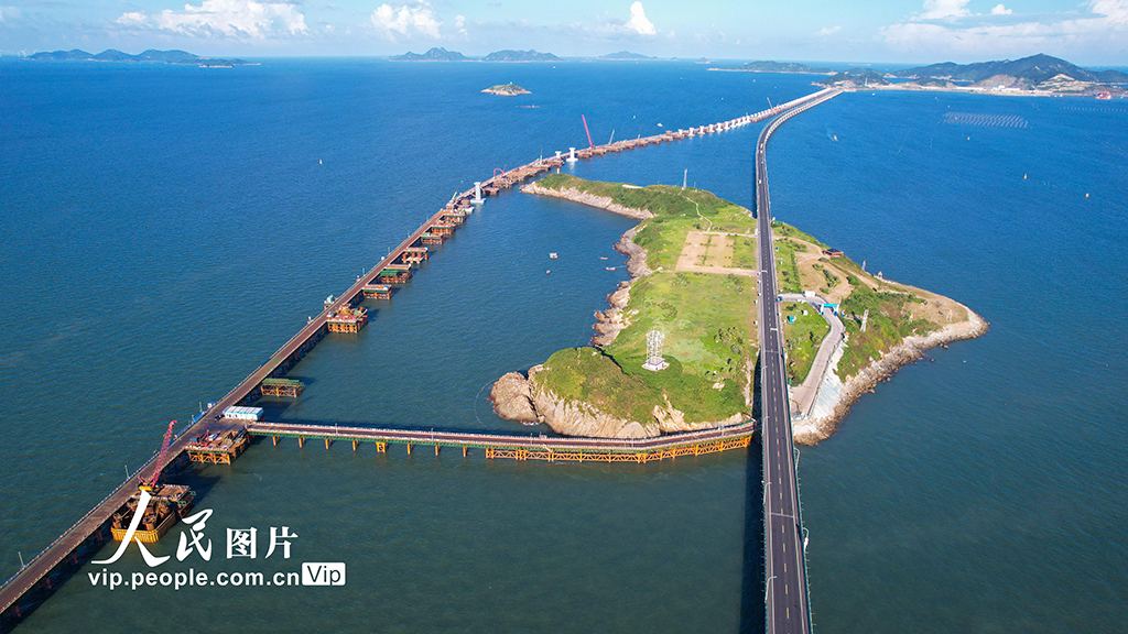 浙江臺州：海上大橋建設忙