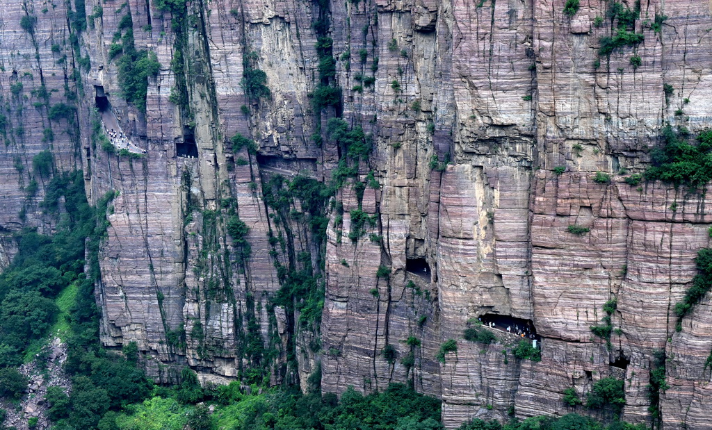 河南輝縣：太行深處絕壁峽谷引游客