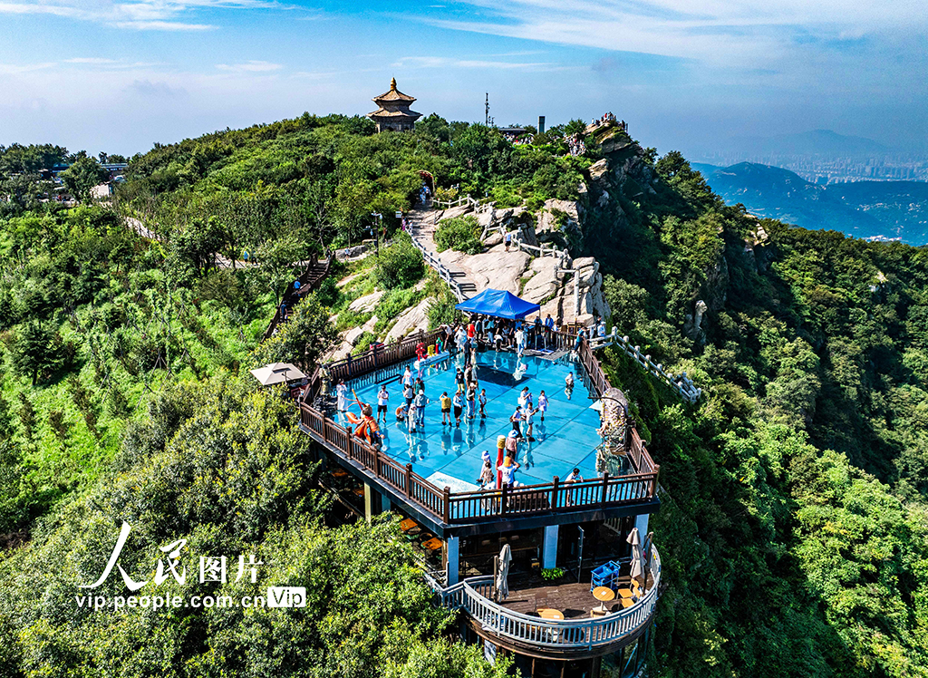 江蘇連云港：花果山游人如織【3】