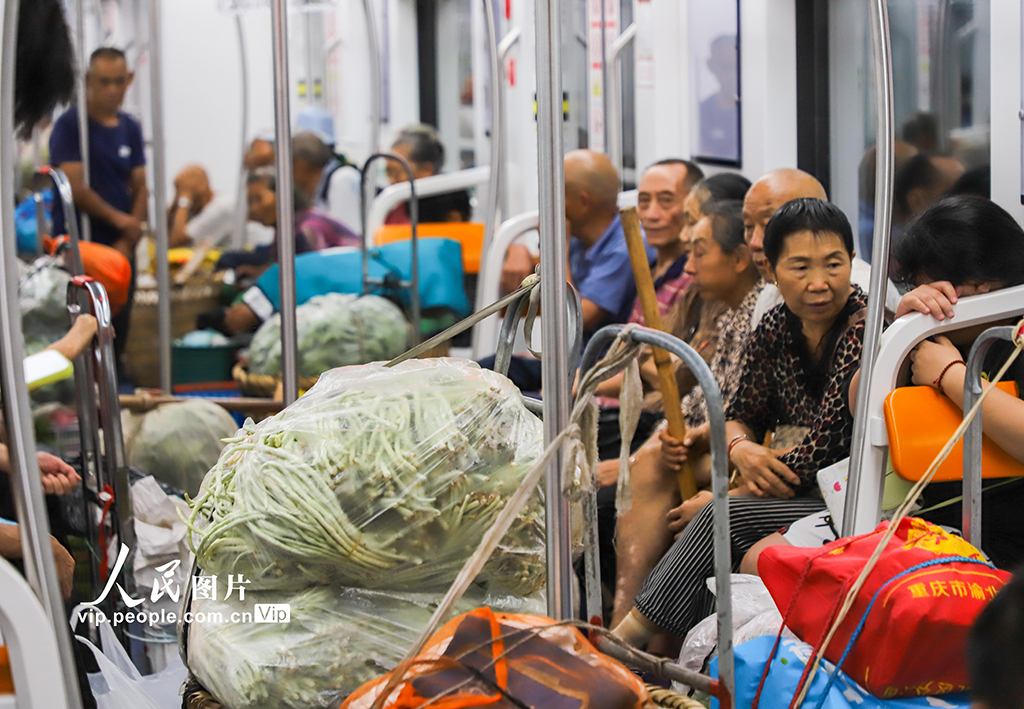 重慶:“背簍專線”惠民生【5】