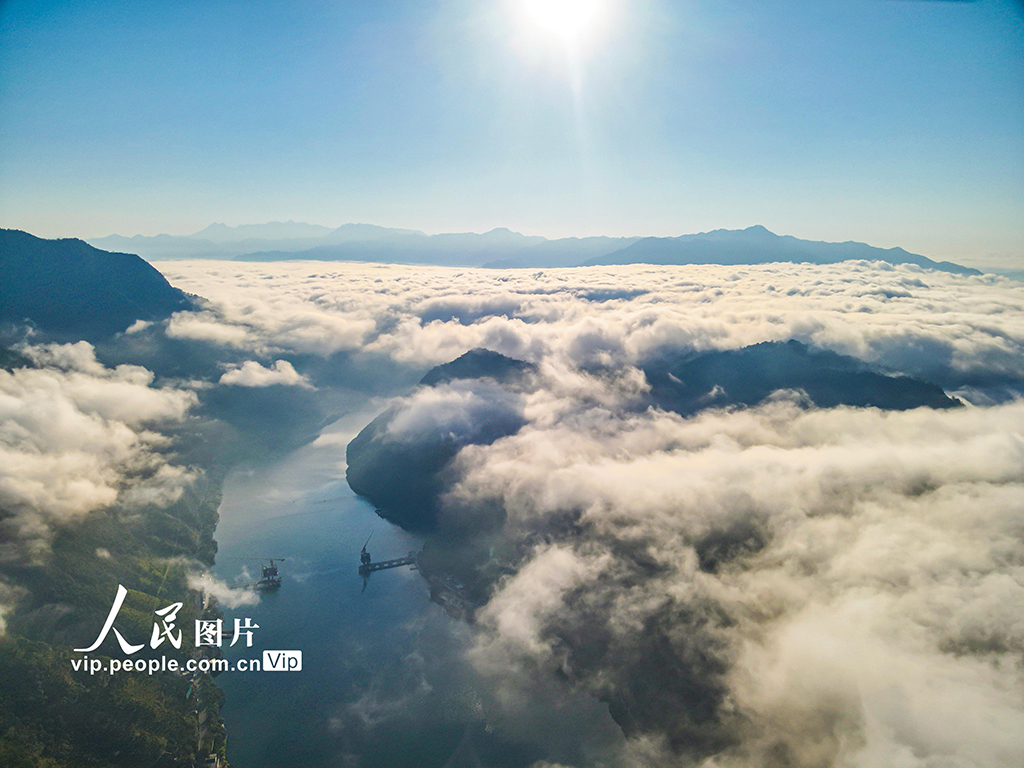 安徽歙縣:新安江畔初秋晨韻【2】