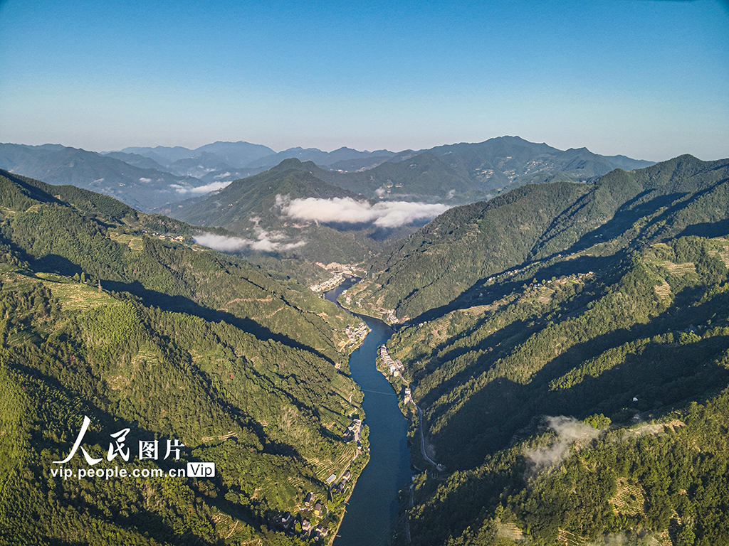 安徽歙縣:新安江畔初秋晨韻【3】