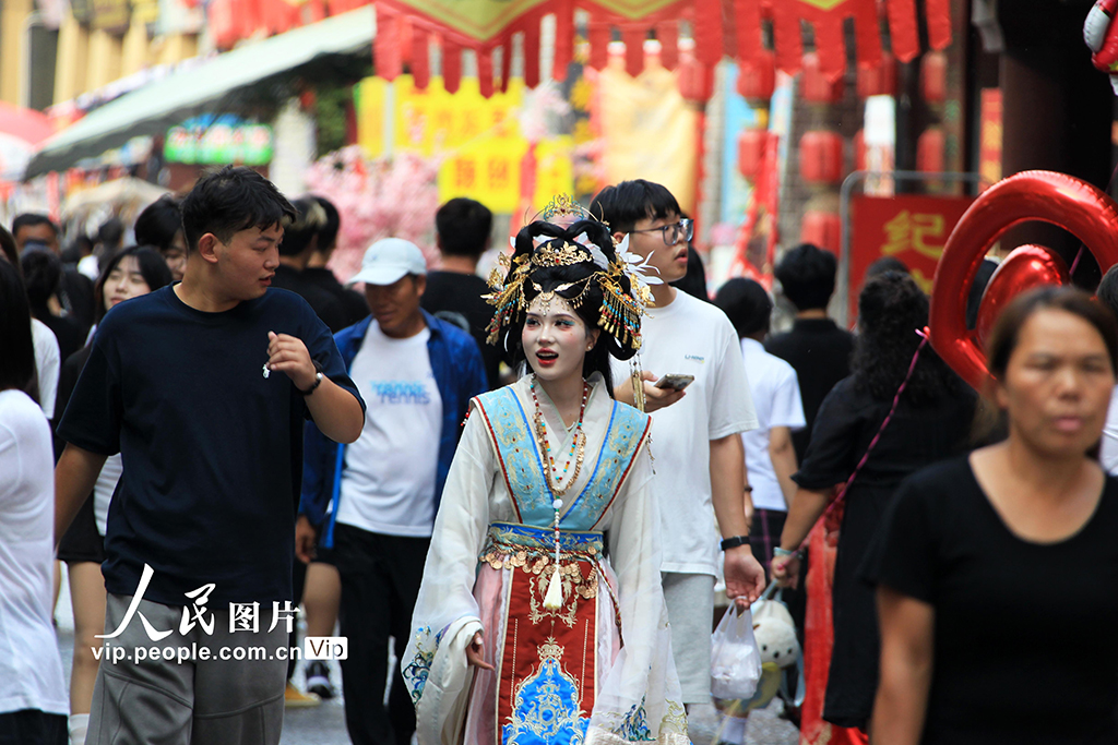 河南許昌:曹魏古城人氣旺【2】