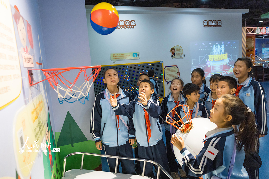 新疆烏魯木齊:感受科技魅力【6】