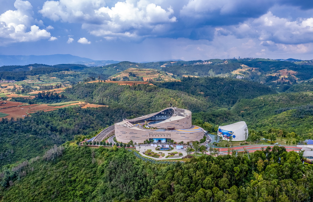 這是9月7日拍攝的澄江化石地世界自然遺產博物館外景（無人機照片）。